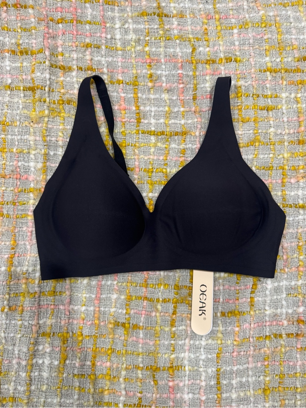 OEAK Smooth Wireless Black Bra — Seamless Everyday Support